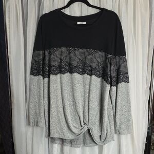#145 MAURICES Womens Lace Trim Raglan Long Sleeve Crew Neck Tie Front Hem